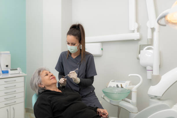 Best Dentist for Tooth Abscess  in Elroy, WI